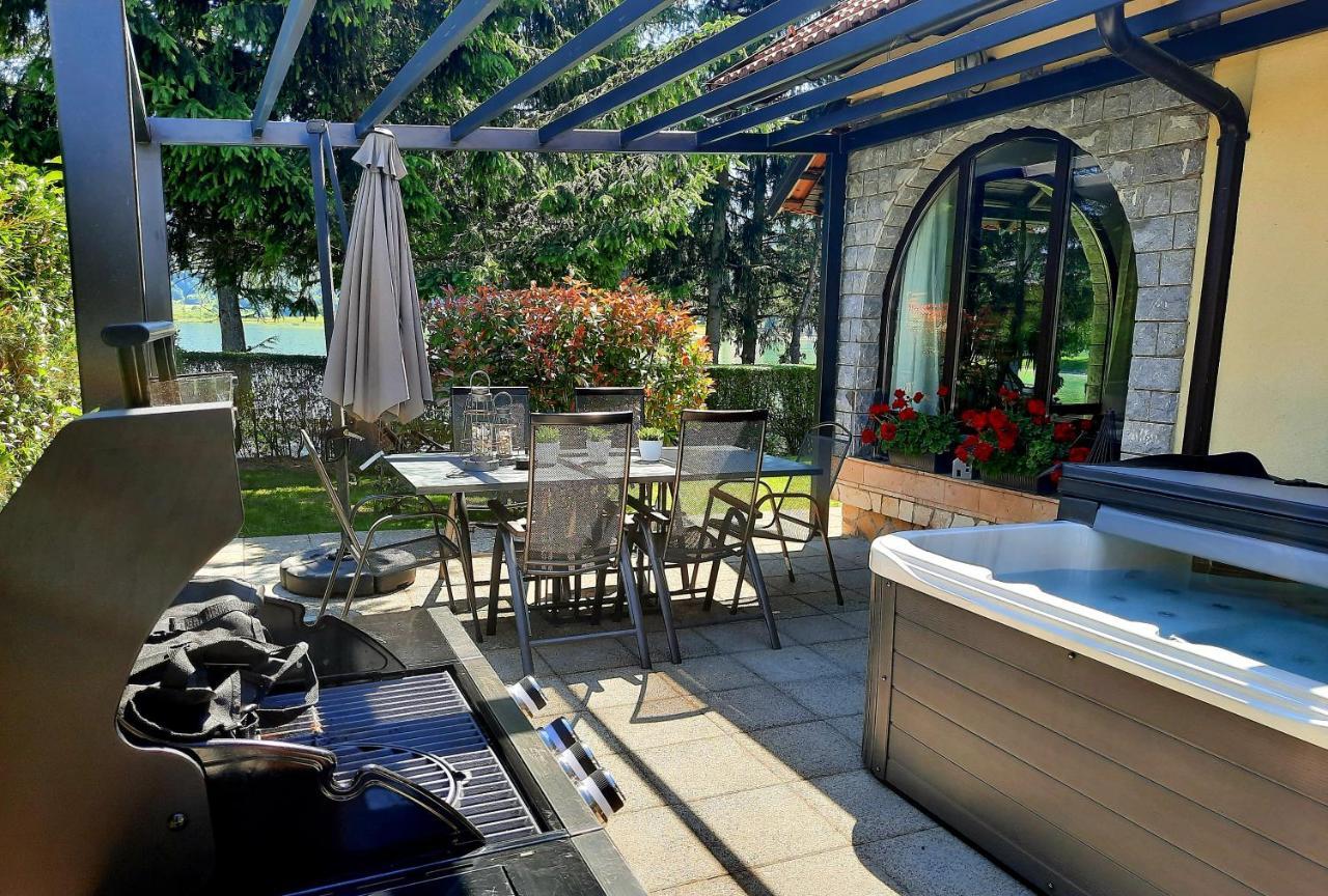 Spacious Apartment Ana on lake Sabljaci Ogulin Exterior foto