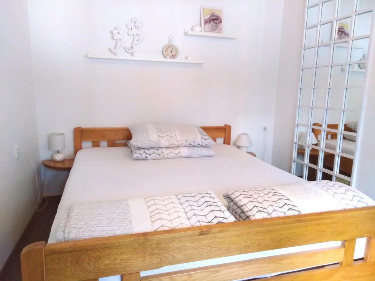 Spacious Apartment Ana on lake Sabljaci Ogulin Exterior foto
